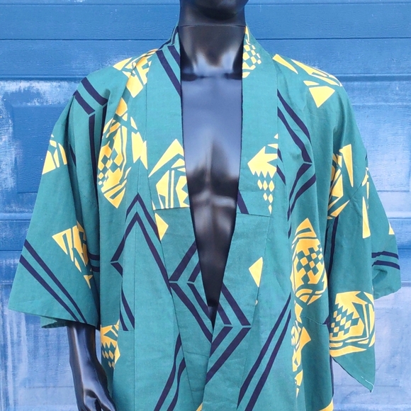 VIVI The Man Men's Cultural Robe - Picture 7 of 17
